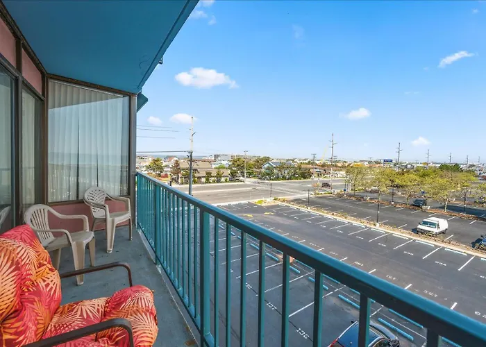 Ocean Front Capri With Indoor Pool And Much More!